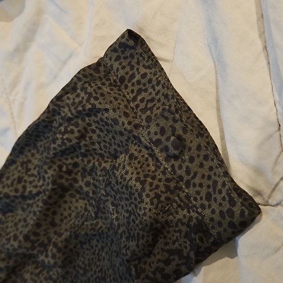 Dress - Picture 4 of 4